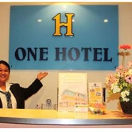 One Hotel Sadong Jaya Kota Kinabalu Extérieur photo