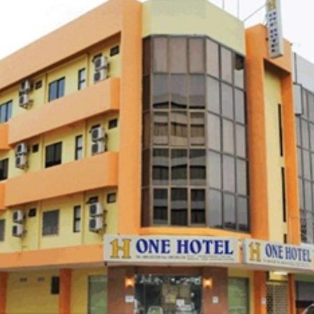 One Hotel Sadong Jaya Kota Kinabalu Extérieur photo
